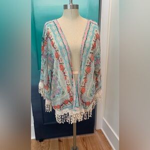 Floral kimono size M, but oversized can fit up to XL